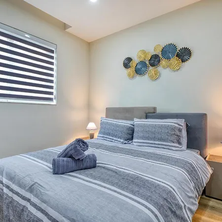 Boutique - Stylish Living By The Sea