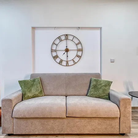 Апартаменты Boutique - Stylish Living By The Sea *