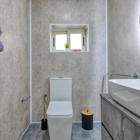 Boutique - Stylish Living By The Sea * Gzira